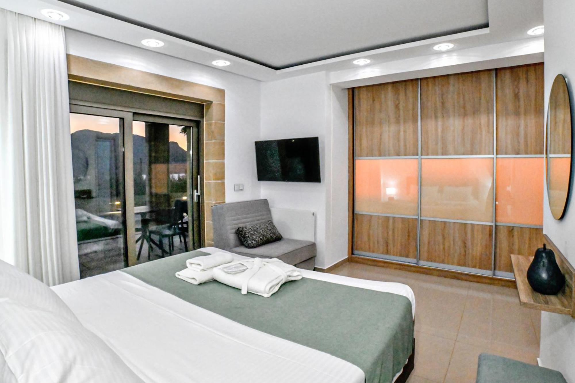 Larimar Luxury Sea View Villa Kíssamos Exterior foto