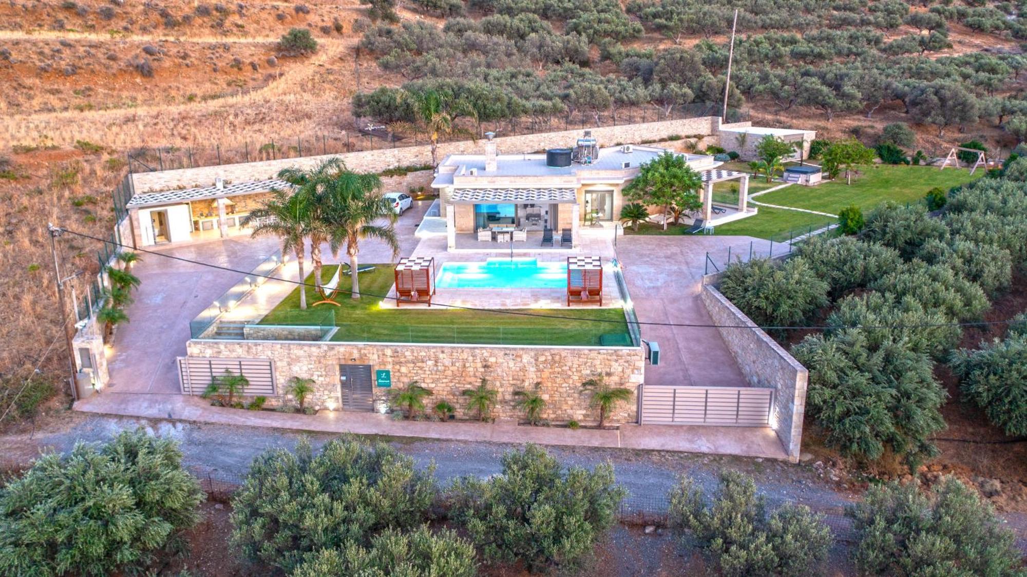 Larimar Luxury Sea View Villa Kíssamos Exterior foto